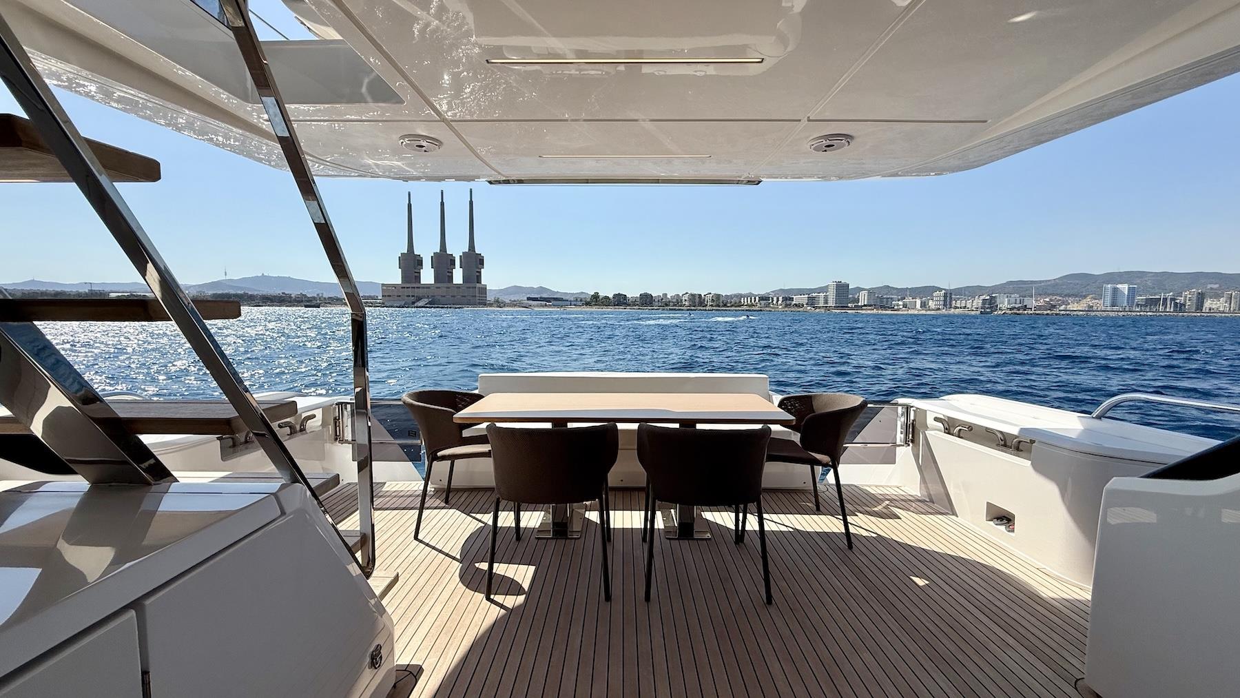 2024 FERRETTI YACHTS 720 
